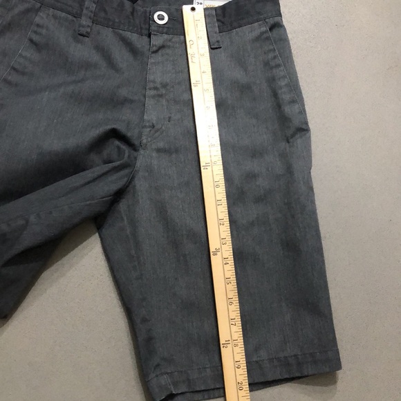 Volcom Steal Gray Shorts 28 Waist - Picture 6 of 7